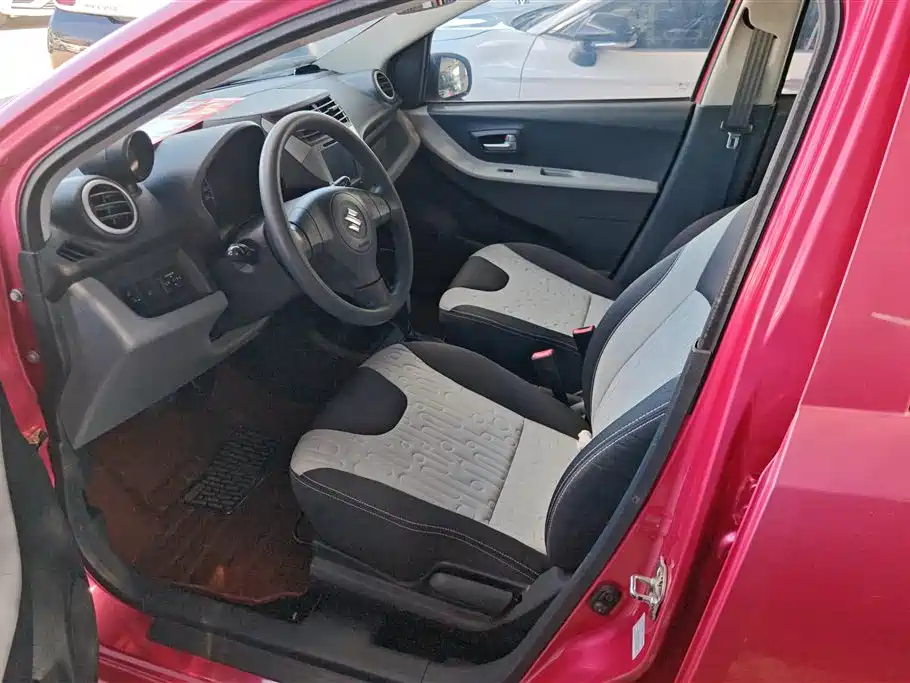 Suzuki Alto 2015 — фото 9