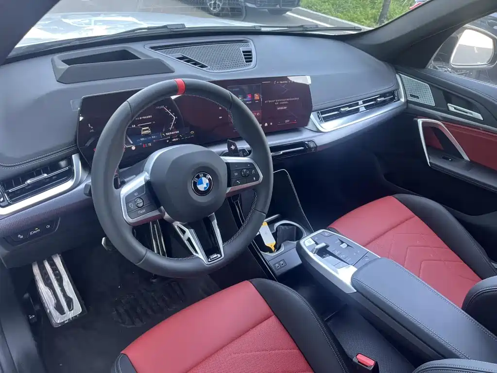 BMW X1 M35Li — фото 10