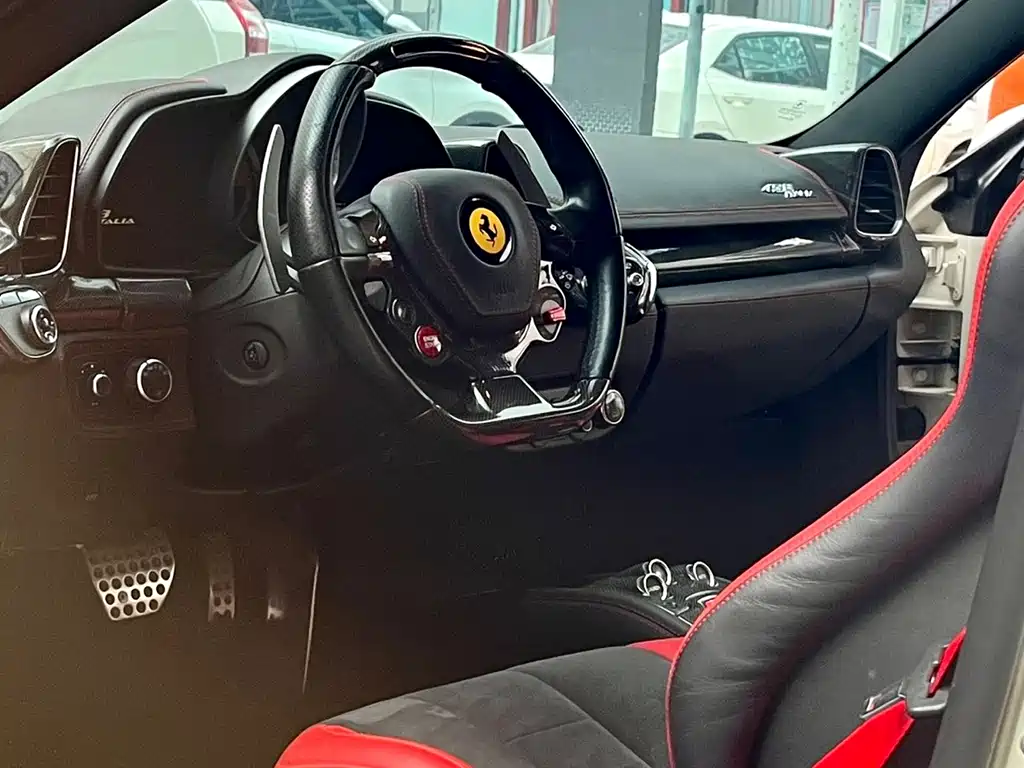 Ferrari 458 2013 — фото 8