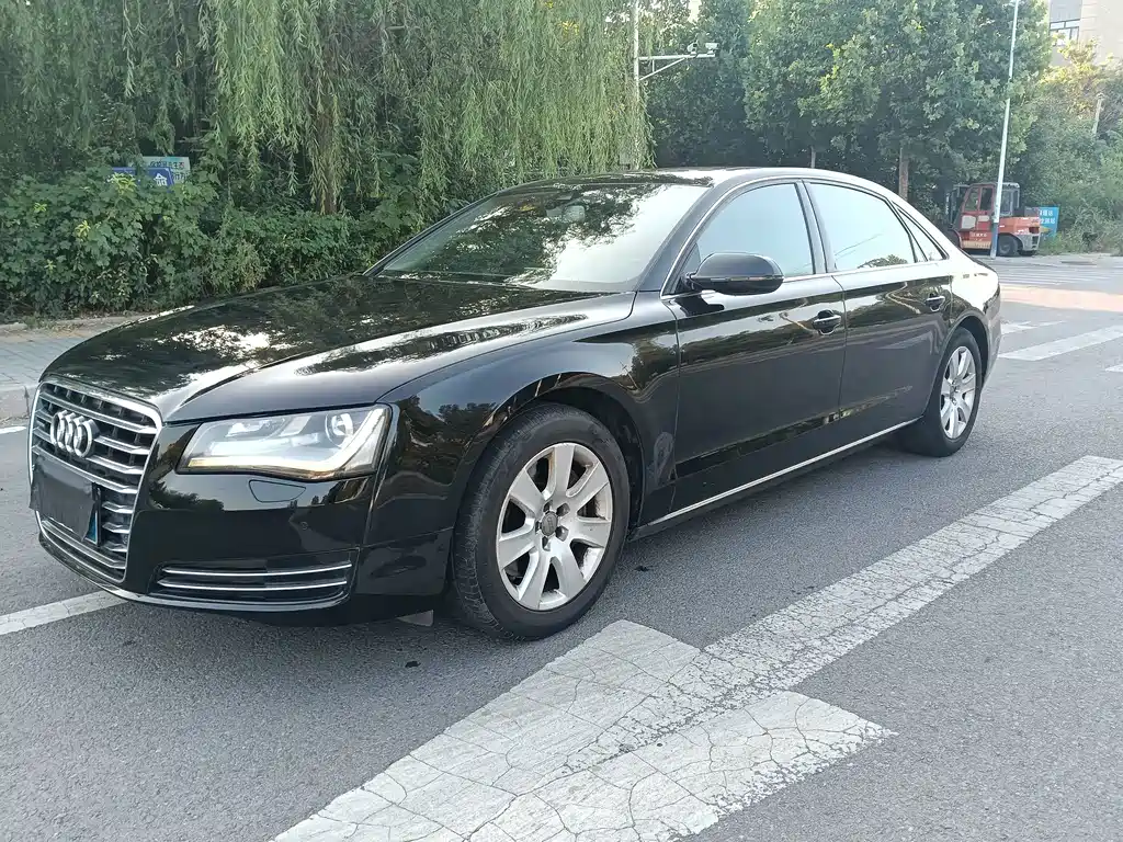 Audi A8 2011