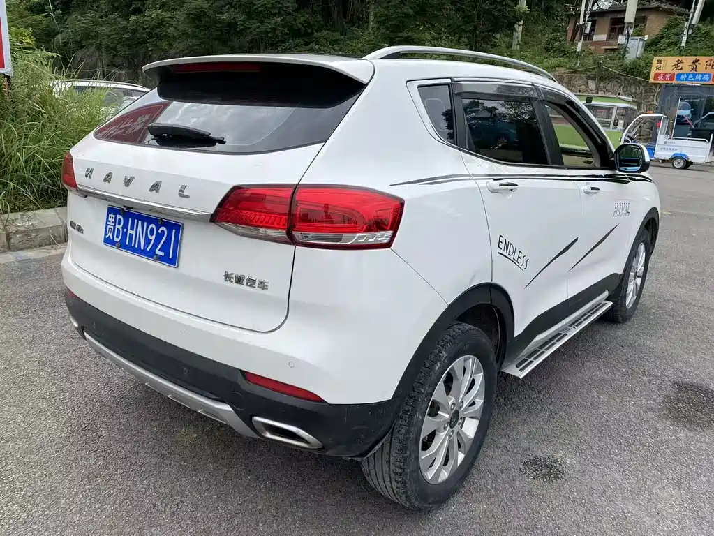 Haval H2s 2017 — фото 9
