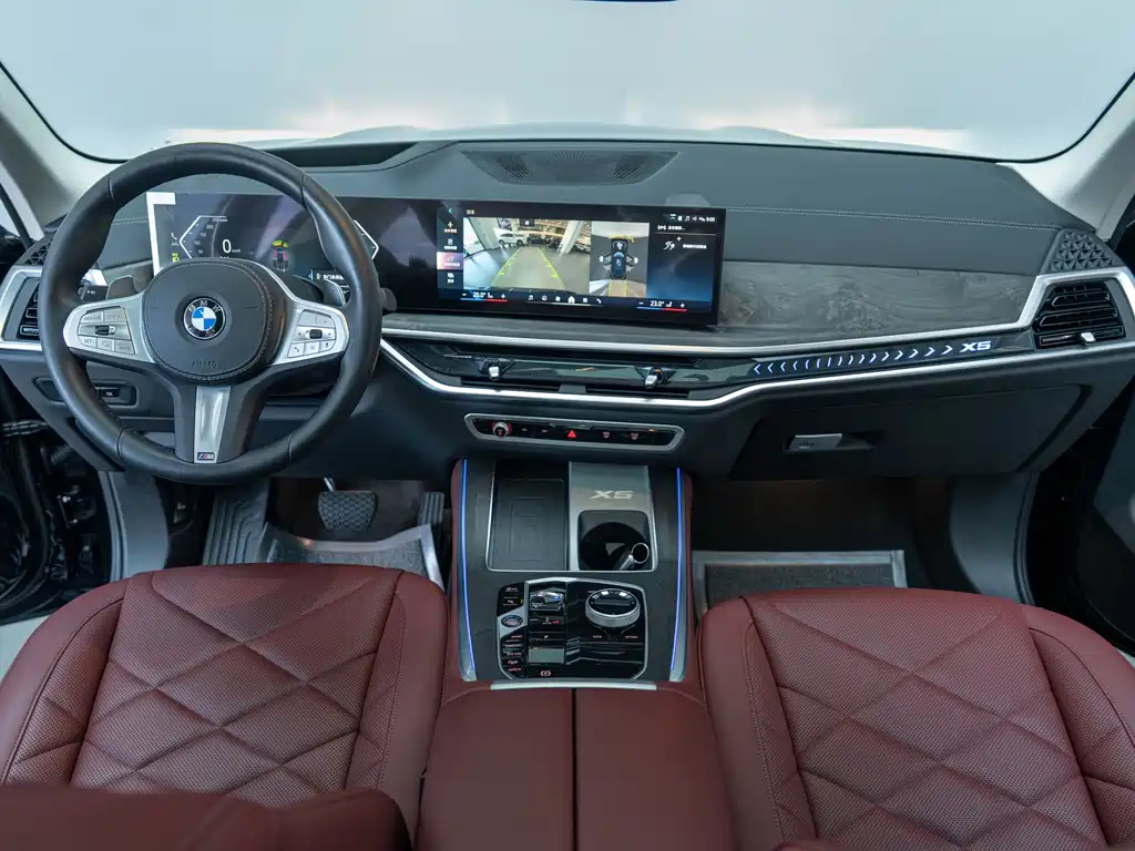 BMW X5 2025 — фото 12