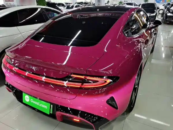 Xiaomi SU7 2025