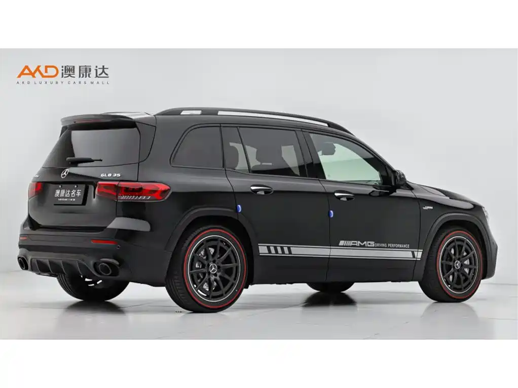 Mercedes-Benz GLB AMG 2024 — фото 3