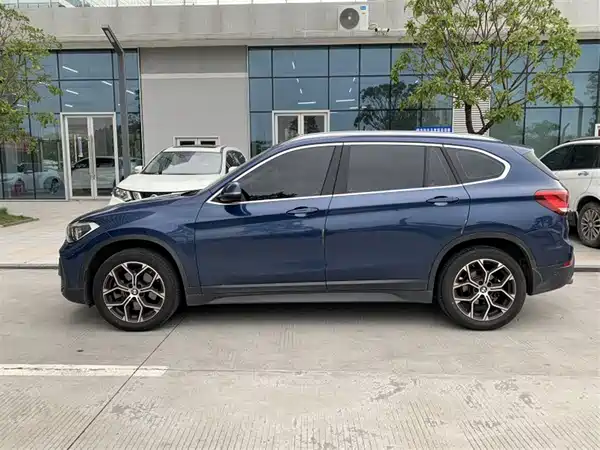 BMW X1 2021