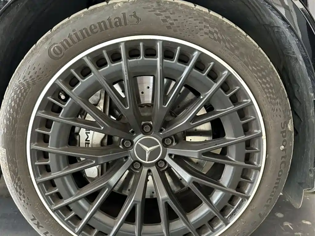 Mercedes-Benz GLC AMG 2025 — фото 11