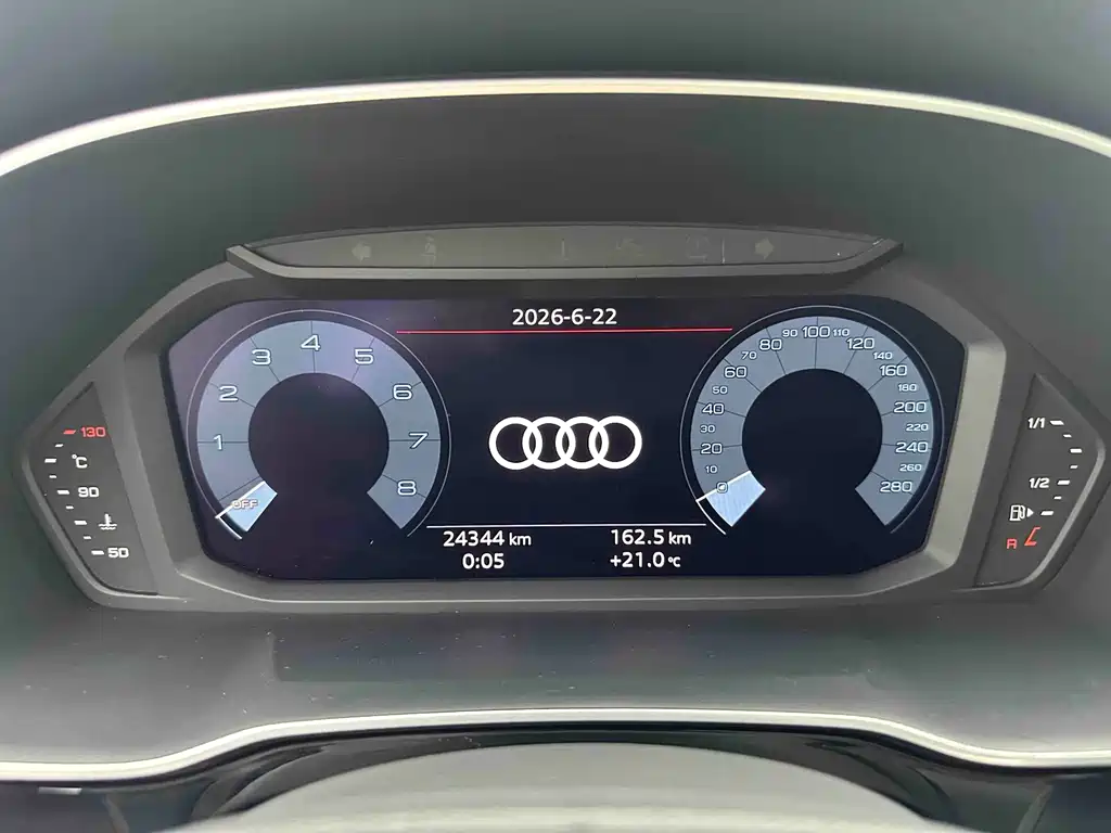 Audi Q3 2022 — фото 19