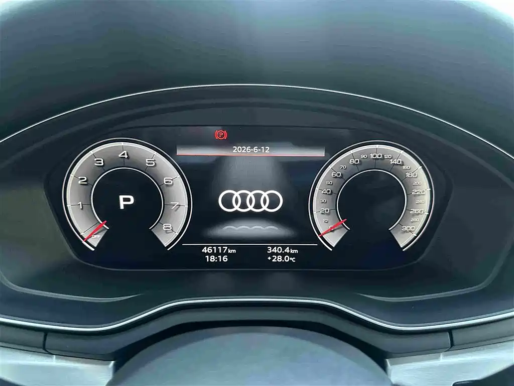 Audi A4L 2022 — фото 10