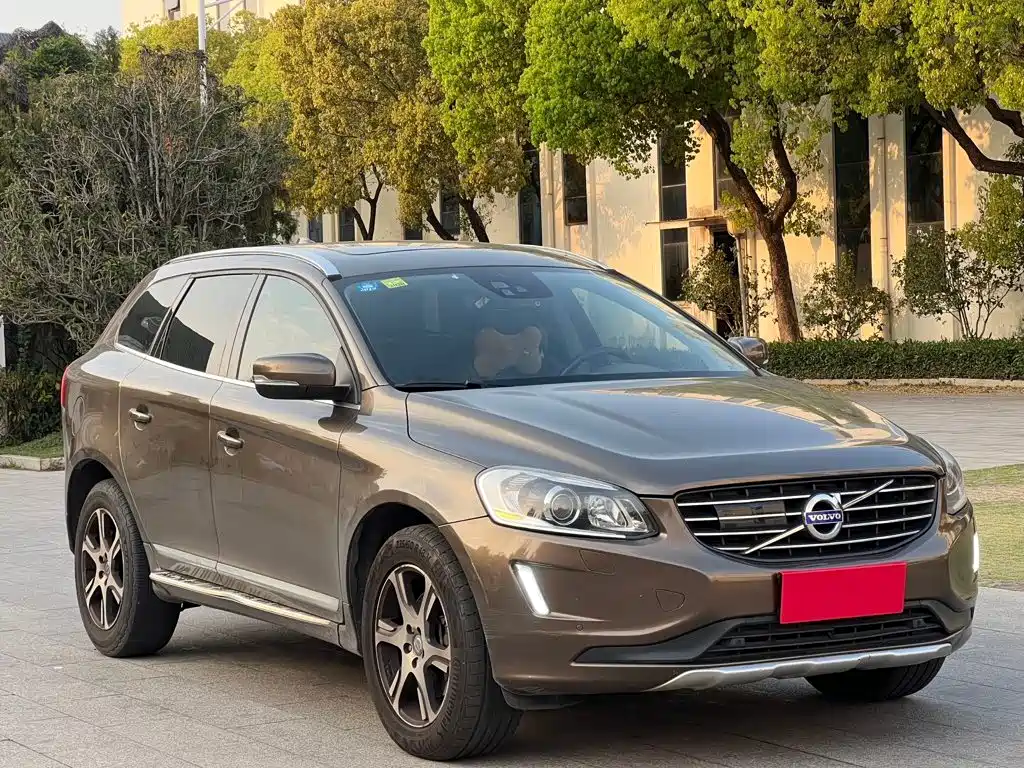 Volvo XC60 2013 — фото 3