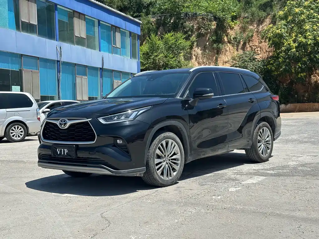 Toyota Highlander 2023