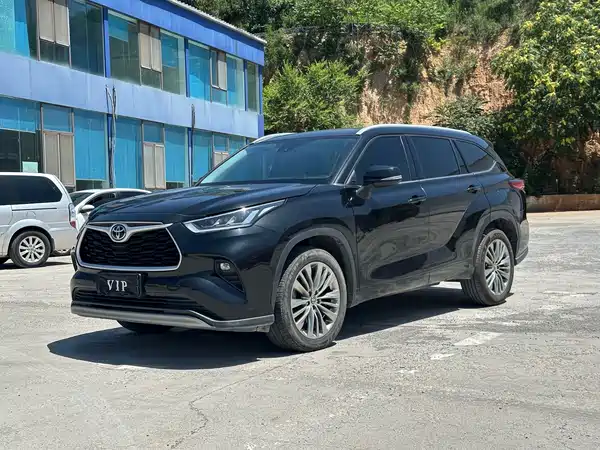 Toyota Highlander 2023