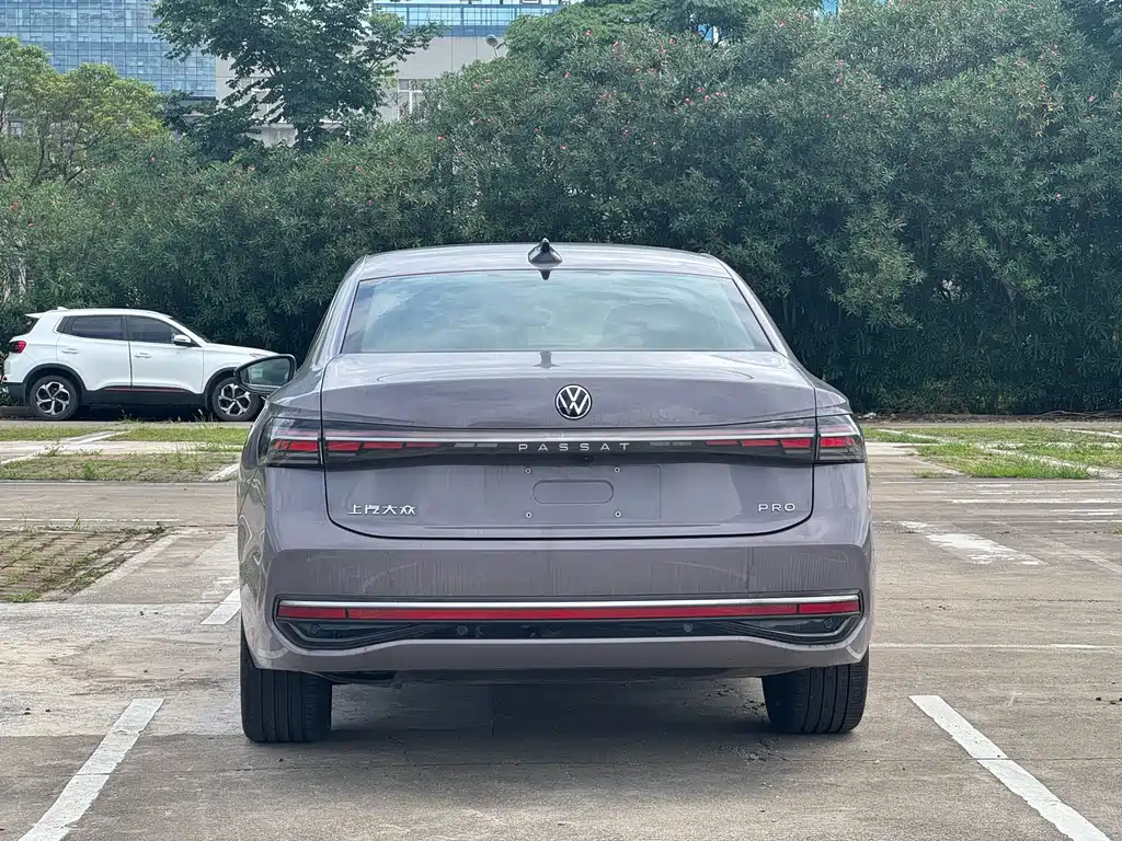 Volkswagen Passat 2024 — фото 10