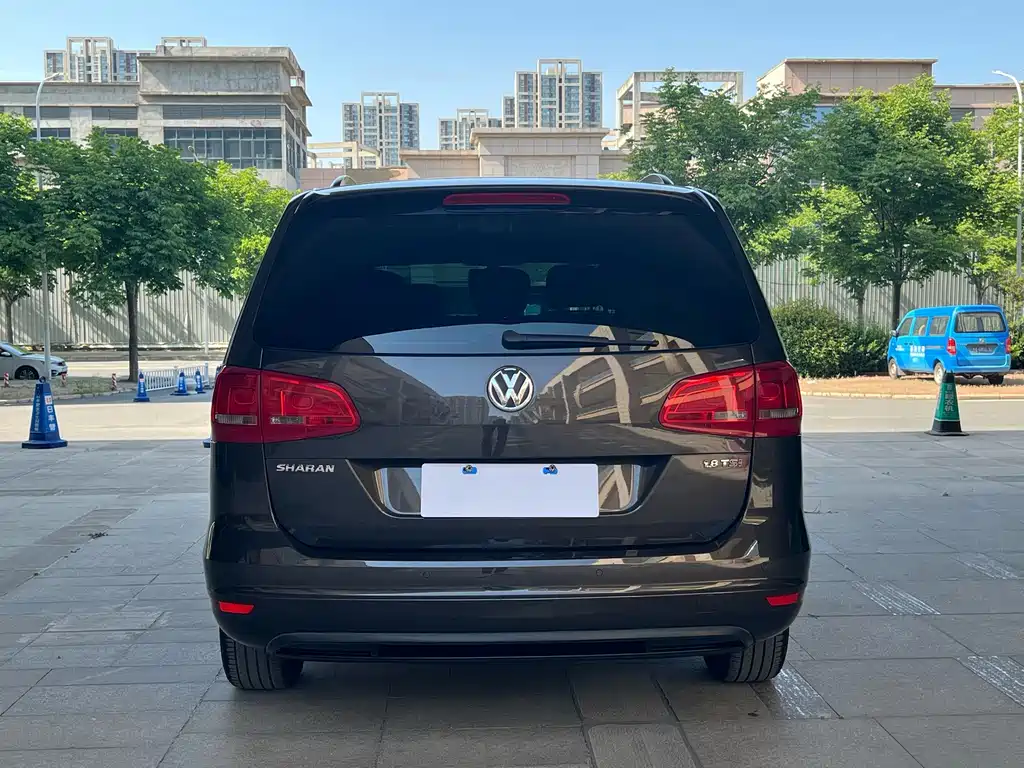 Volkswagen Sharan 2016 — фото 22
