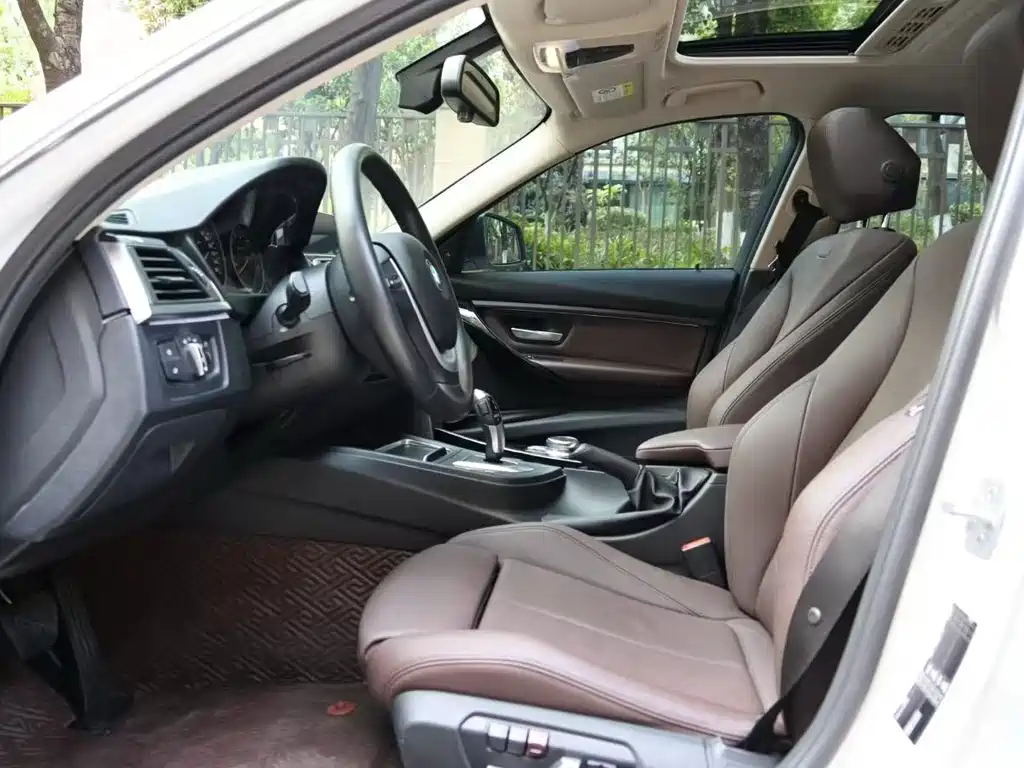 BMW 3 Series 2019