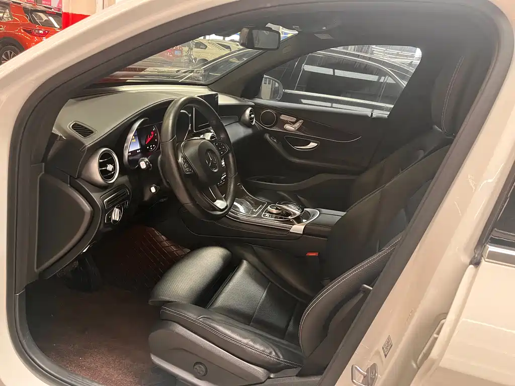 Mercedes-Benz GLC 2018
