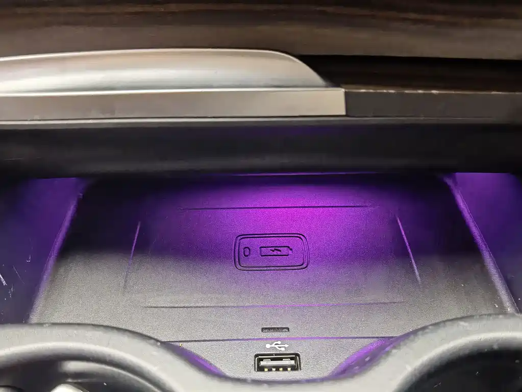 BMW 5 Series New Energy 2020 — фото 13