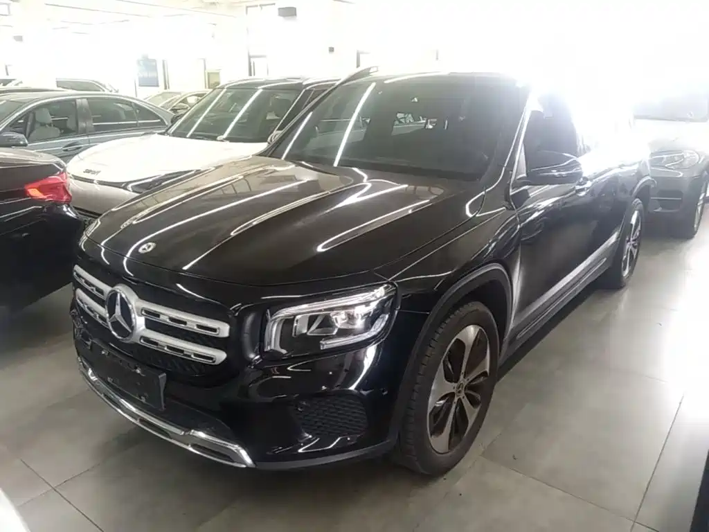 Mercedes-Benz GLB 2023 — фото 2