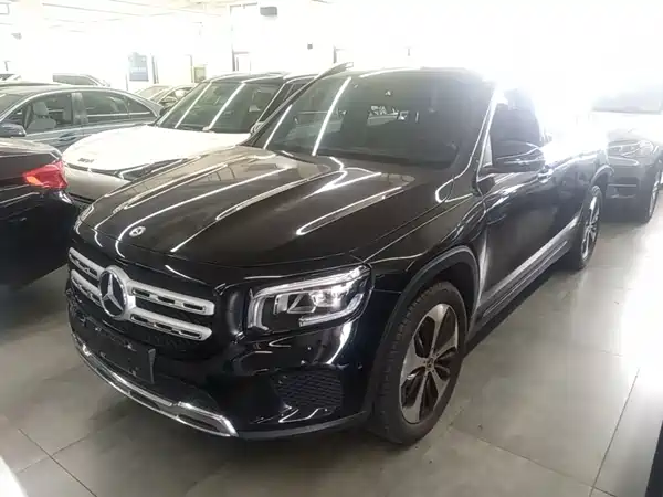 Mercedes-Benz GLB 2023