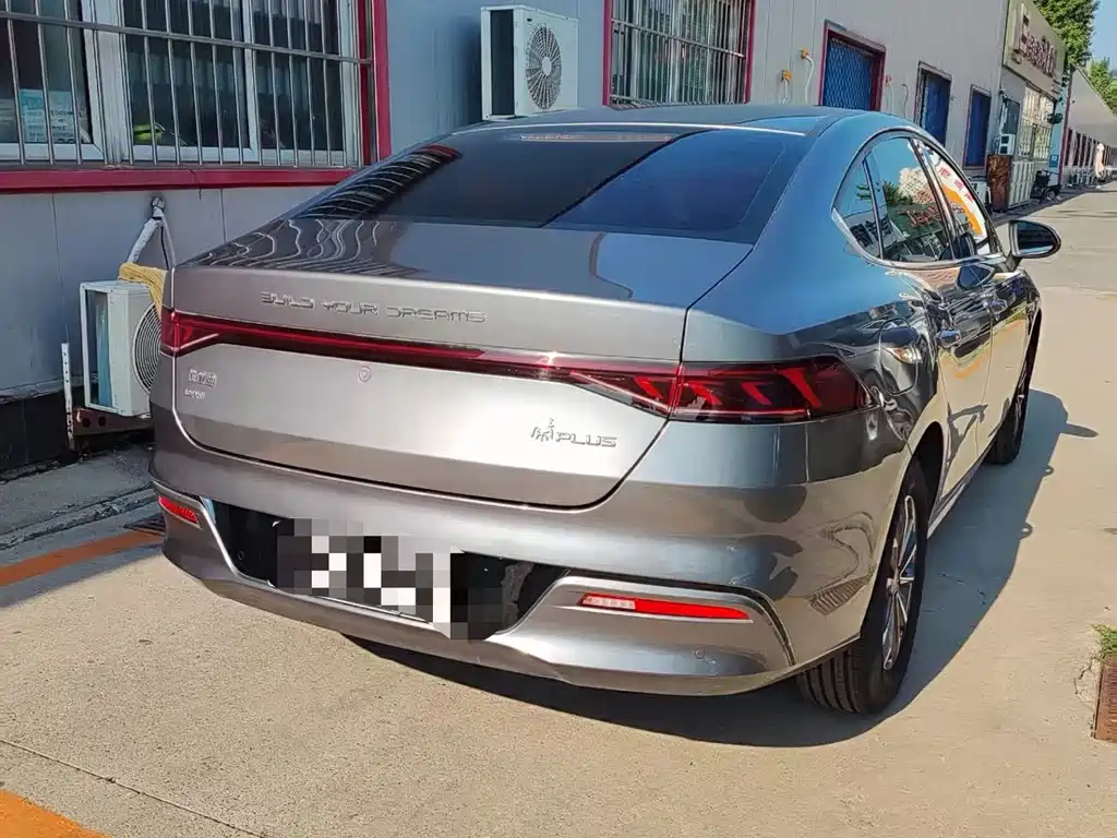 BYD Qin PLUS 2023 — фото 11