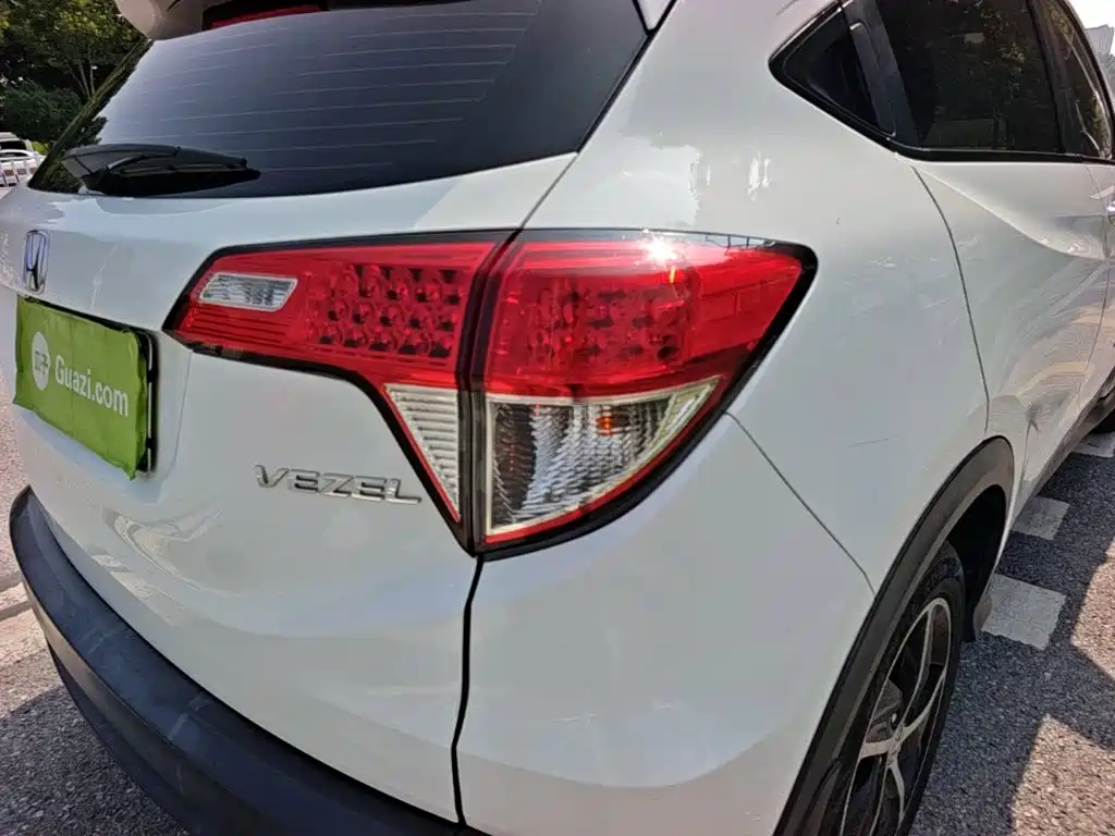 Honda Vezel 2020 — фото 8