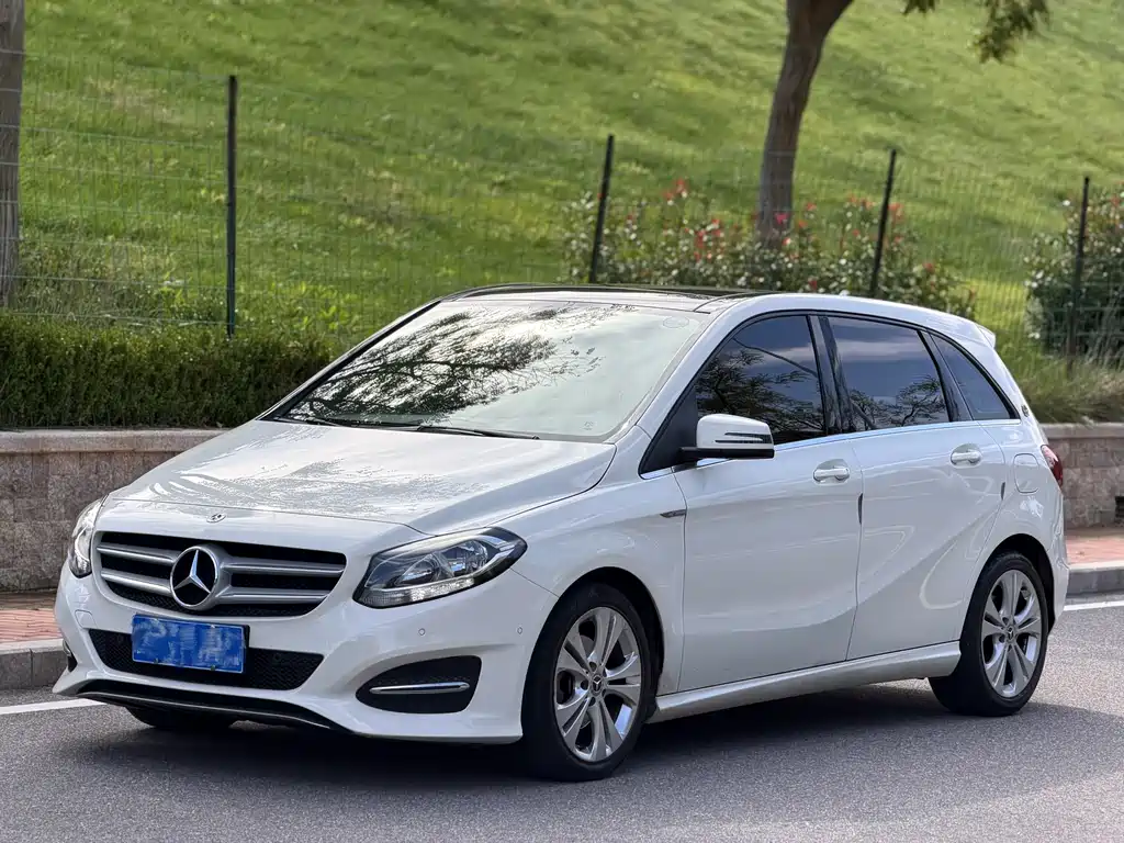 Mercedes-Benz B-Class 2018 — фото 1