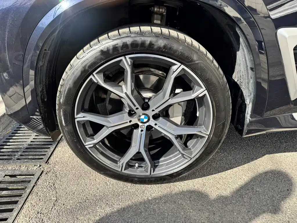BMW X5 2025 — фото 21