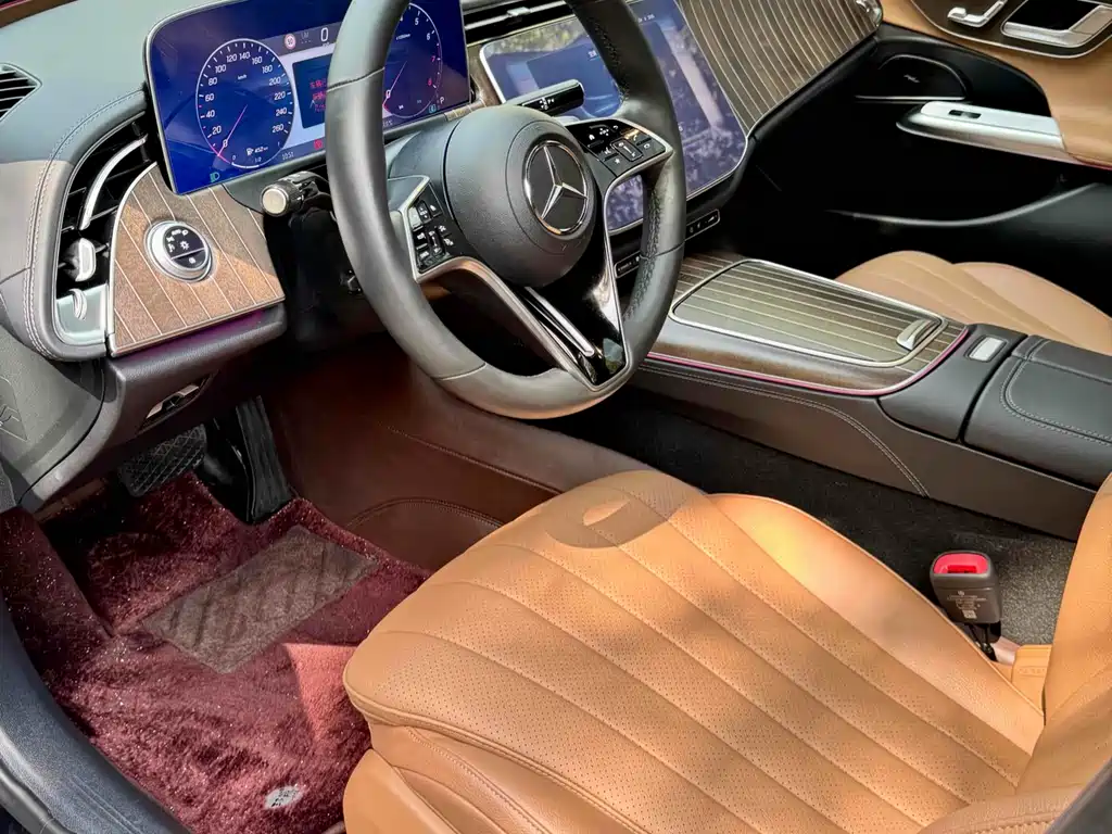 Mercedes-Benz E-Class 2023