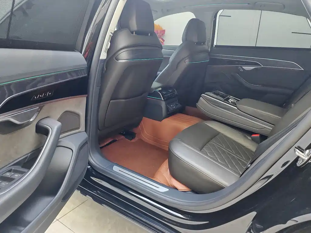 Audi A8 2021