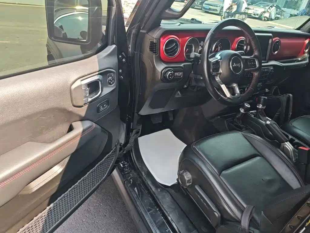 Jeep Wrangler 2024 — фото 16