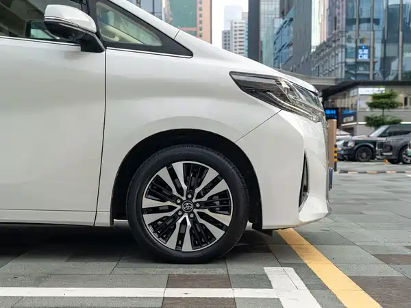 Toyota Alphard 2018