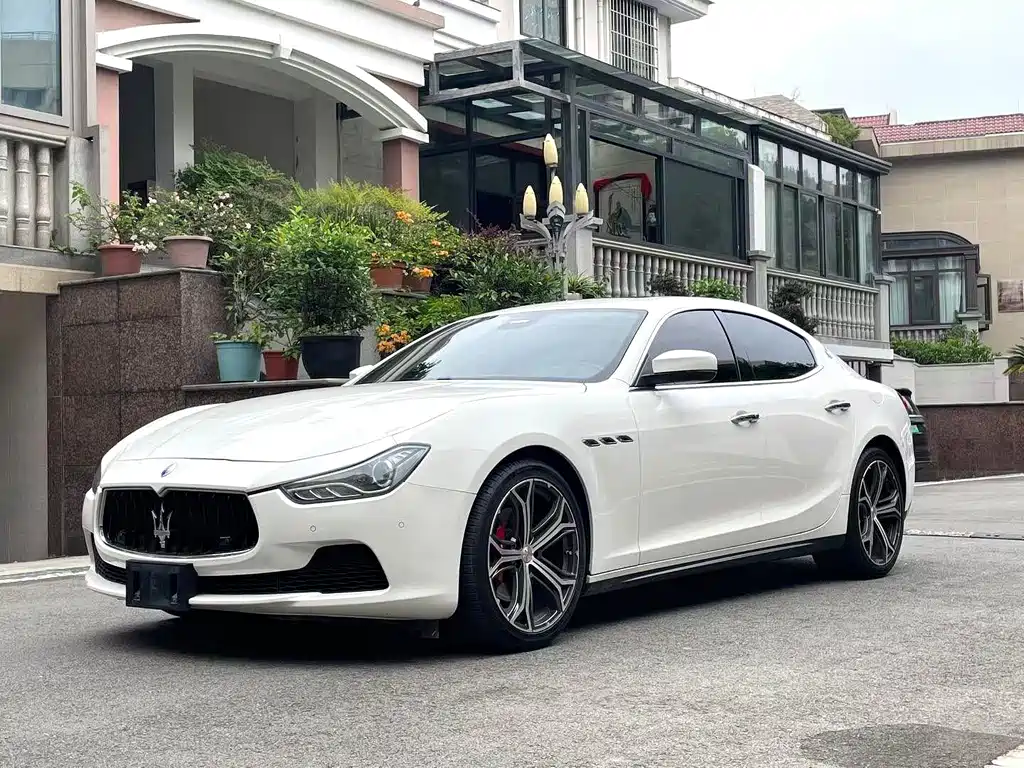 Maserati Ghibli 2017 — фото 1