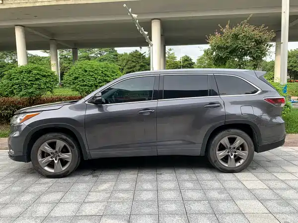 Toyota Highlander 2015