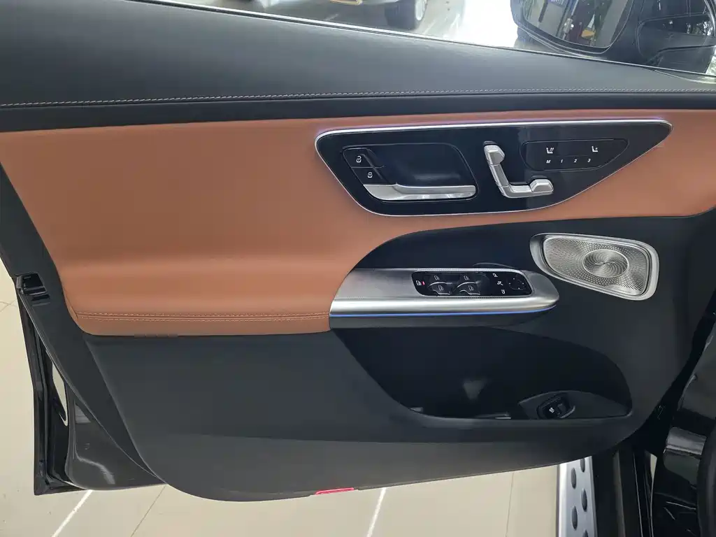 Mercedes-Benz GLC 2026