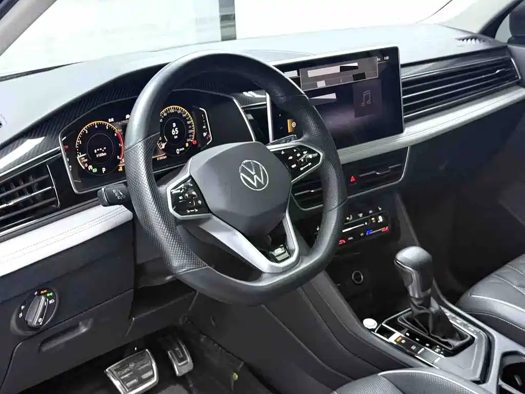 Volkswagen Tiguan L 2022
