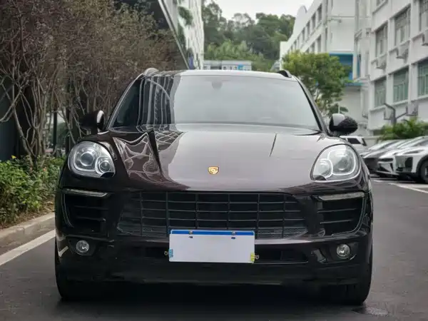 Porsche Macan 2016