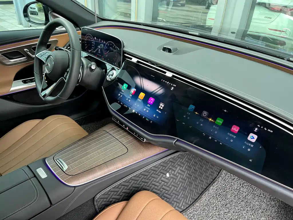 Mercedes-Benz E-Class 2025 — фото 20