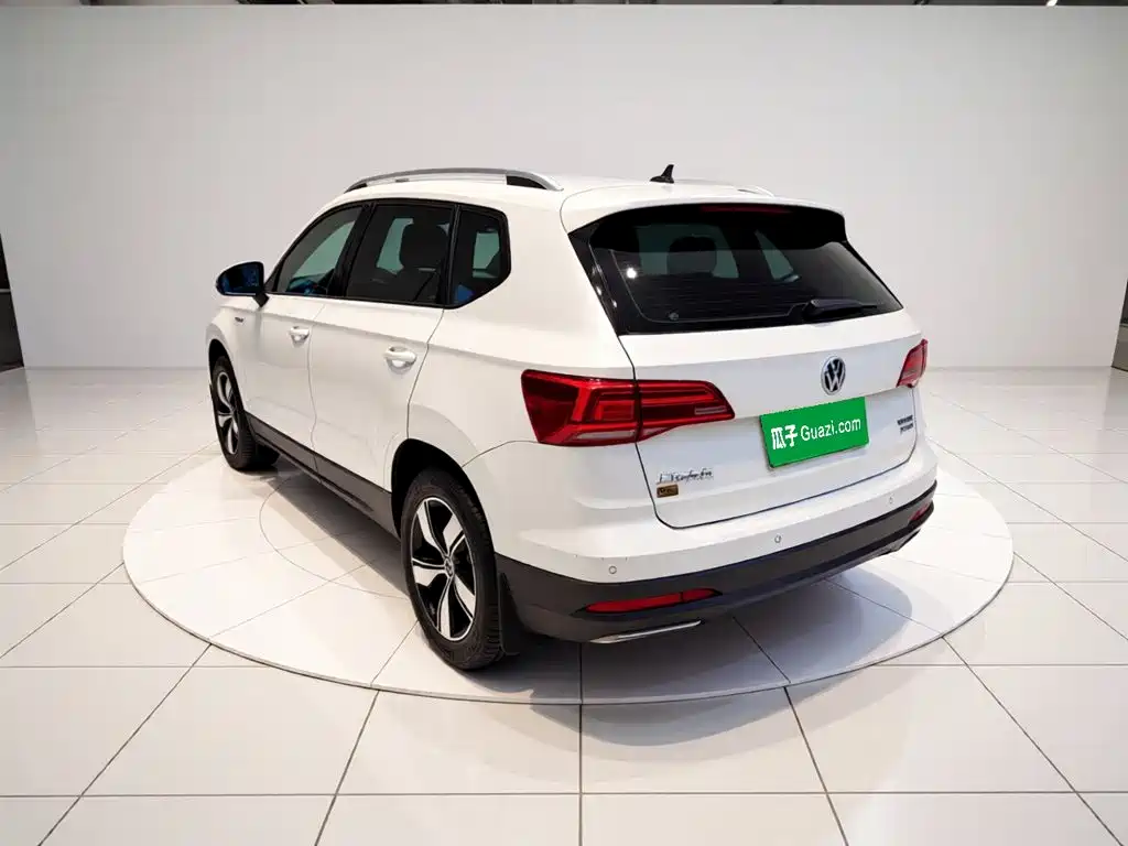 Volkswagen Tharu 2020