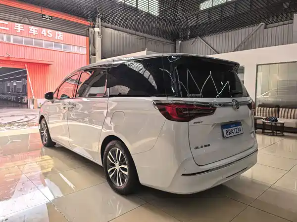 Buick GL8 2021