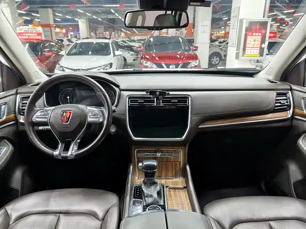 Roewe RX8 2018