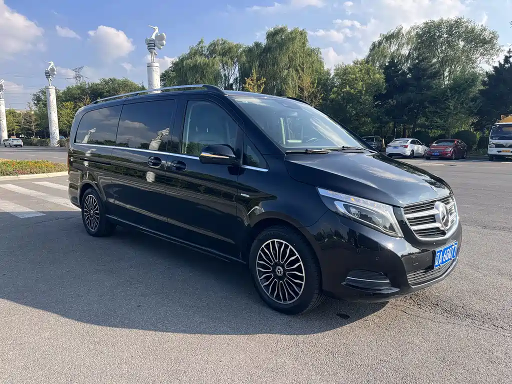 Mercedes-Benz V-Class 2018 — фото 3