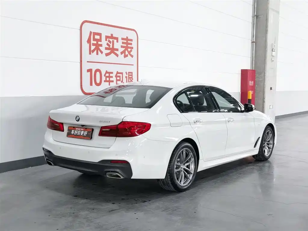 BMW 5 Series 2019 — фото 2