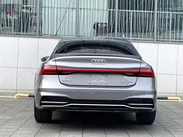 Audi A7L 2023