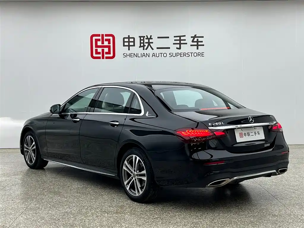 Mercedes-Benz E-Class 2023