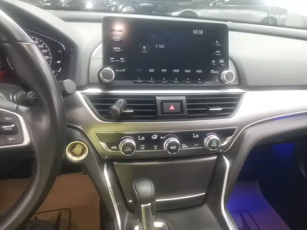 Honda Accord 2021 — фото 13