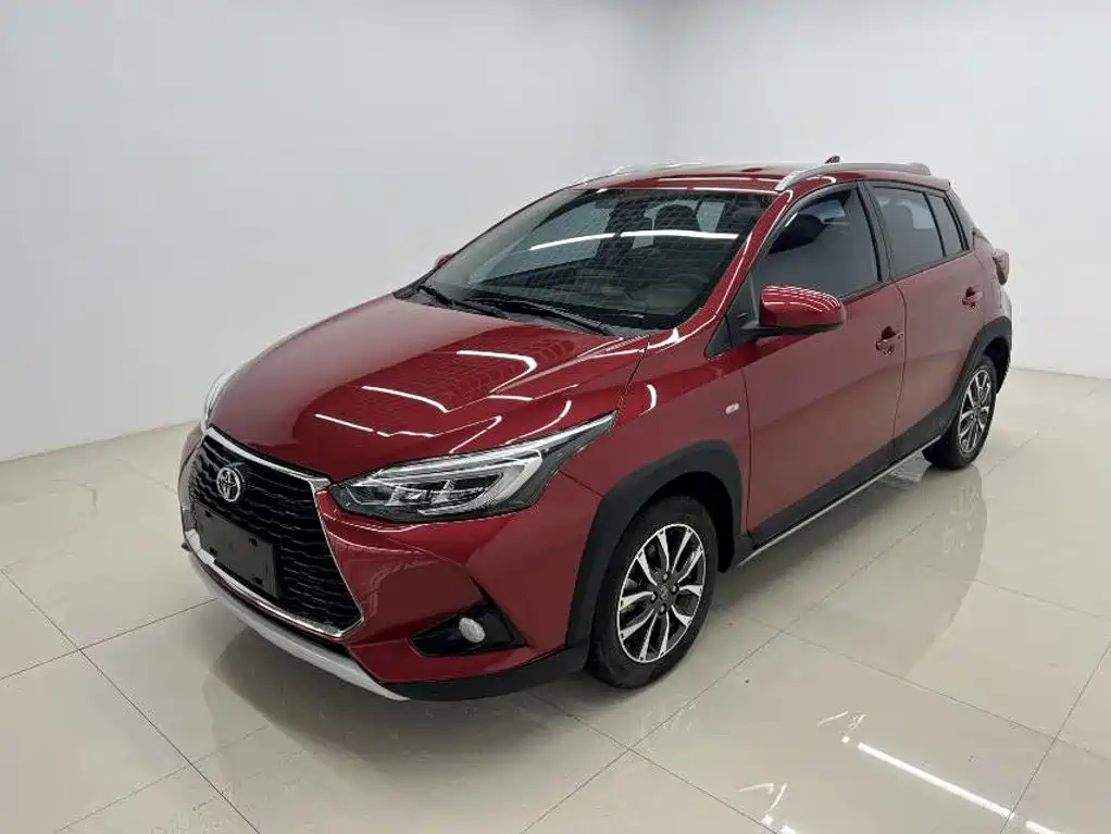 Toyota Yaris L 2022