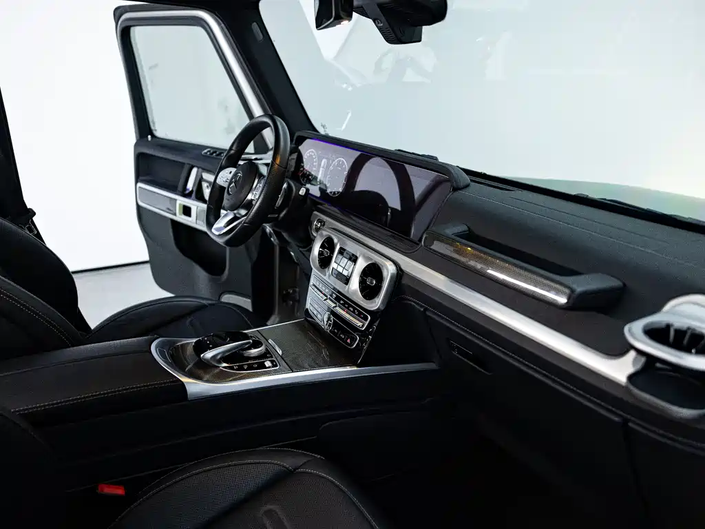 Mercedes-Benz G-Class 2019 — фото 15