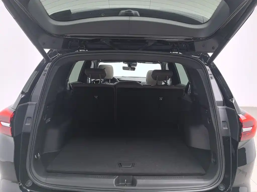 Buick Envision Plus 2023 — фото 16