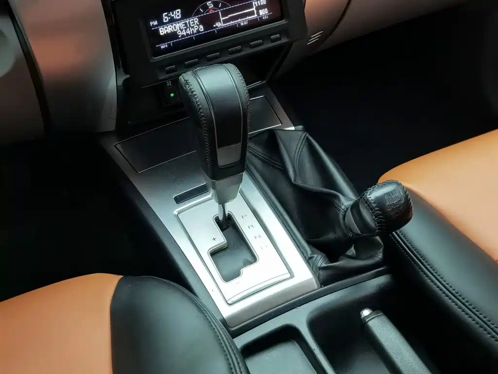 Mitsubishi Pajero Sport 2014 — фото 13