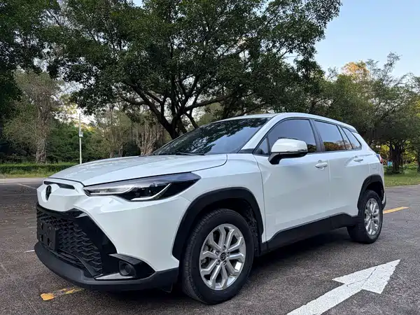 Toyota Frontlander 2023