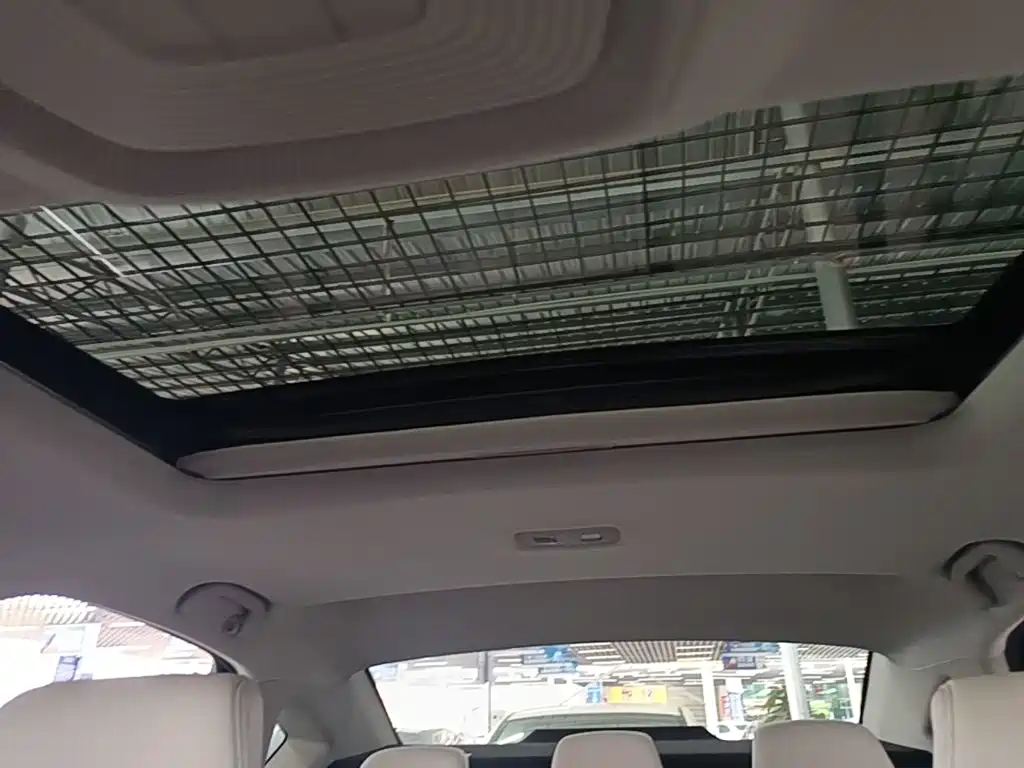 BYD Seal 05 DM-i 2025 — фото 14